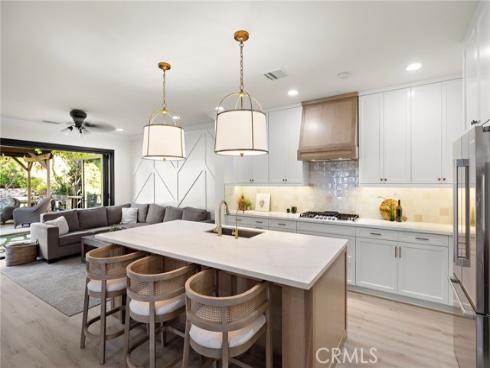 6  Pomegranate  , Ladera Ranch, CA