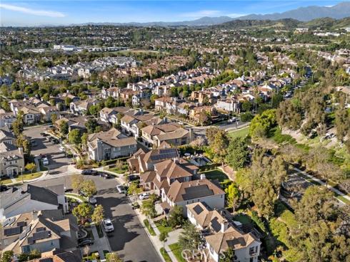 6  Pomegranate  , Ladera Ranch, CA