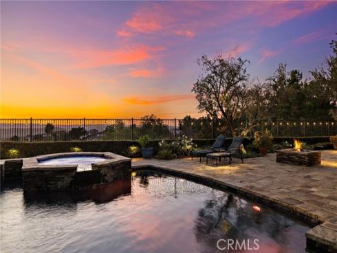 2  Galaxy Isle  , Ladera Ranch, CA