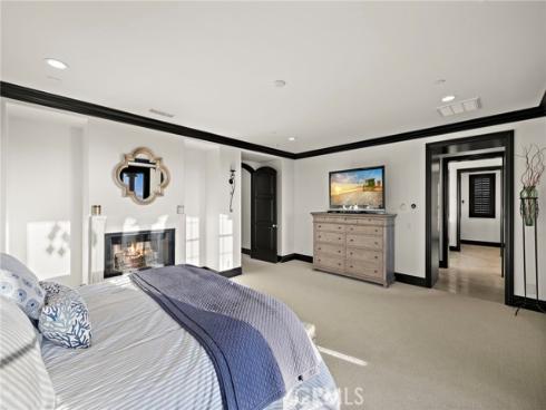 2  Galaxy Isle  , Ladera Ranch, CA