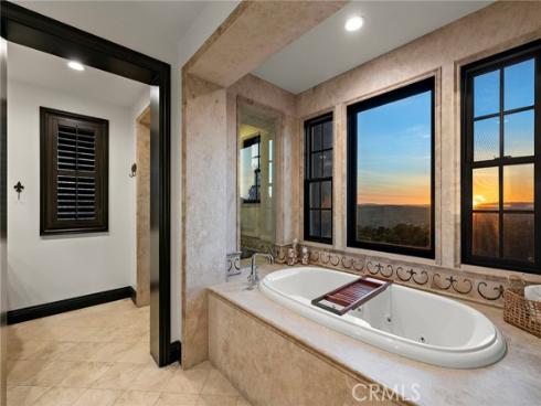 2  Galaxy Isle  , Ladera Ranch, CA