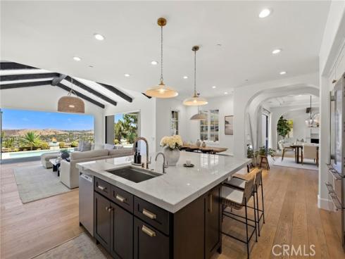 9  Broken Arrow  , Ladera Ranch, CA