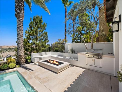 9  Broken Arrow  , Ladera Ranch, CA