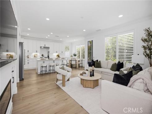 3  Tudor  , Ladera Ranch, CA