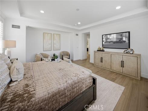 3  Tudor  , Ladera Ranch, CA