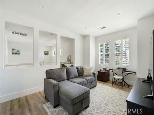 24 Thorp Spring , Ladera Ranch, CA