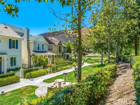 24 Thorp Spring , Ladera Ranch, CA