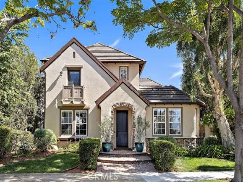 2 Mayville Place