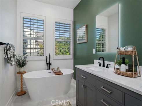 1 Red Leaf Lane , Ladera Ranch, CA