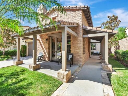 15 Julia Street, Ladera Ranch, CA