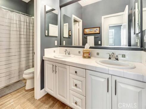 15 Julia Street, Ladera Ranch, CA