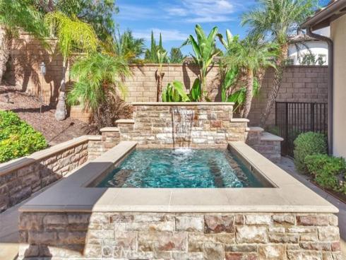 15 Julia Street, Ladera Ranch, CA