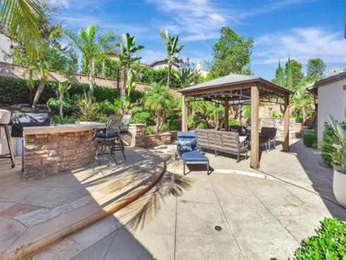 15 Julia Street, Ladera Ranch, CA