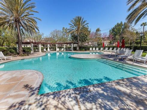 15 Julia Street, Ladera Ranch, CA