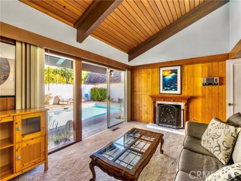 481 Dartmoor Street, Laguna Beach, CA