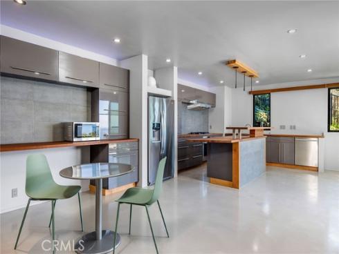 22315  3rd   Avenue, Laguna Beach, CA