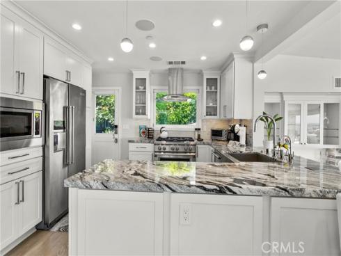 166 Fairview Street, Laguna Beach, CA