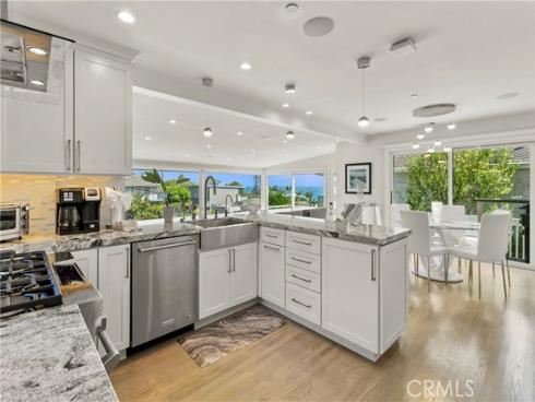 166 Fairview Street, Laguna Beach, CA