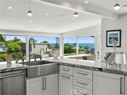 166 Fairview Street, Laguna Beach, CA