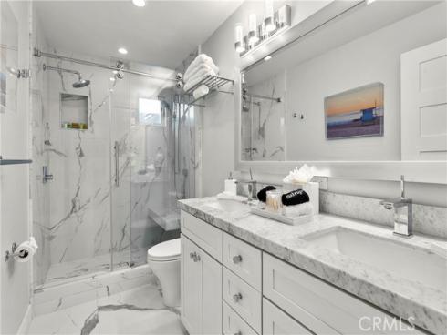 166 Fairview Street, Laguna Beach, CA