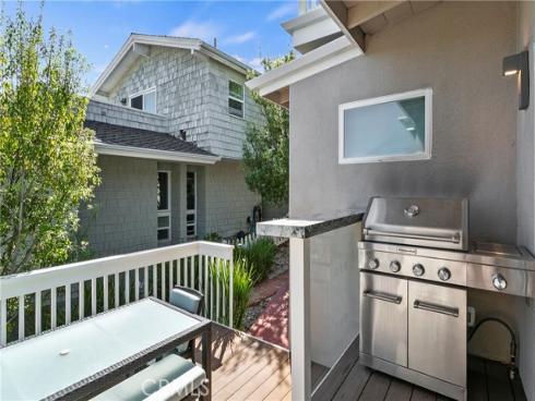 166 Fairview Street, Laguna Beach, CA