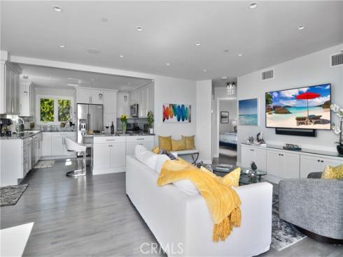 166 Fairview Street, Laguna Beach, CA