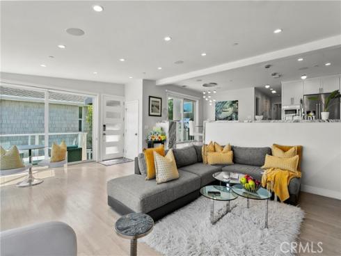 166 Fairview Street, Laguna Beach, CA