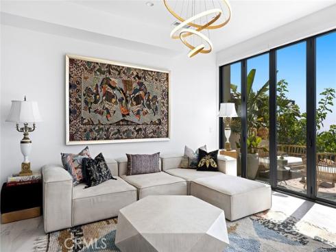 895 Quivera Street, Laguna Beach, CA