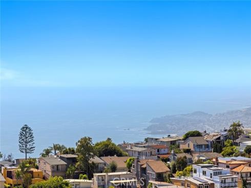 895 Quivera Street, Laguna Beach, CA