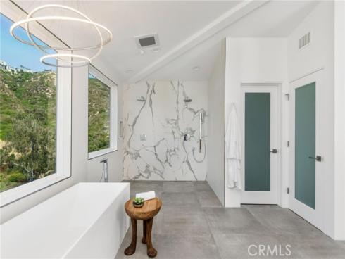 547 Temple Hills Drive, Laguna Beach, CA