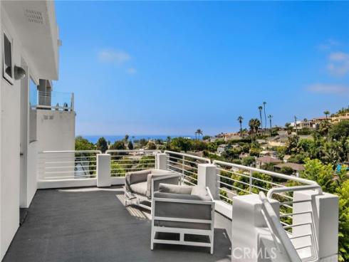 547 Temple Hills Drive, Laguna Beach, CA
