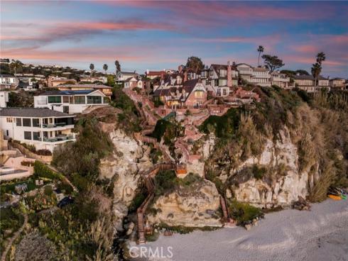 6 Barranca Way, Laguna Beach, CA