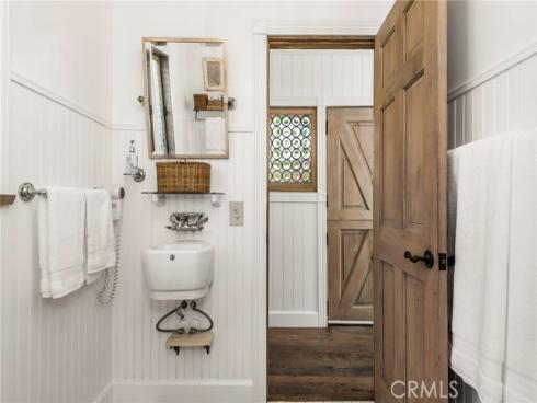 6 Barranca Way, Laguna Beach, CA