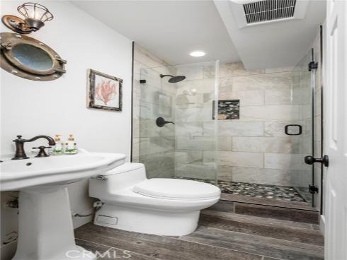 6 Barranca Way, Laguna Beach, CA