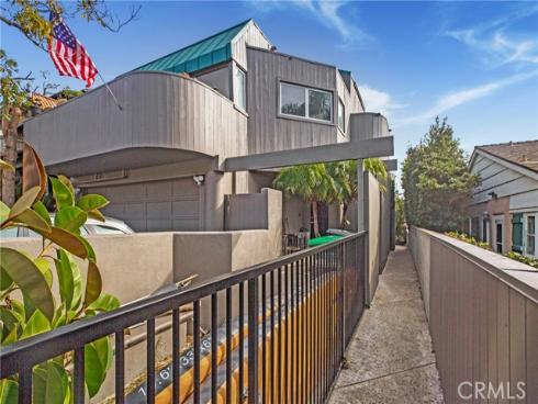 253  Fairview   Street, Laguna Beach, CA