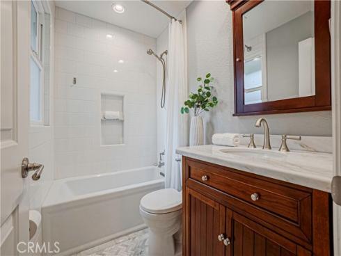 25 La Costa Court, Laguna Beach, CA