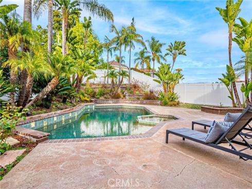 25 La Costa Court, Laguna Beach, CA