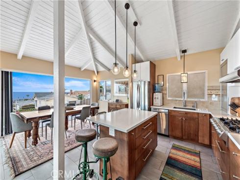 2760 Highland Way, Laguna Beach, CA