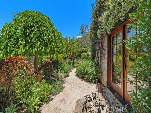 1330 Temple Hills Drive, Laguna Beach, CA