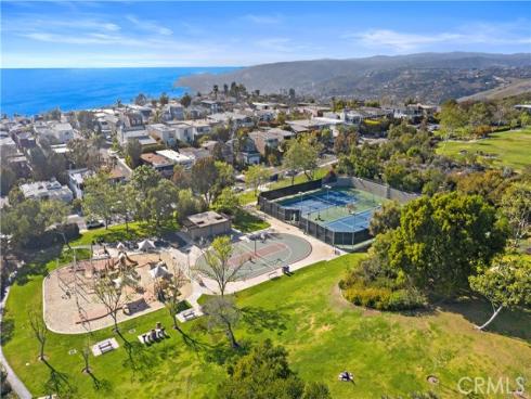 240 Moss 4 Street, Laguna Beach, CA