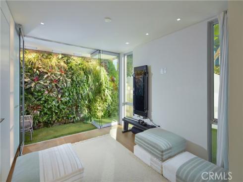 14 Lagunita Drive, Laguna Beach, CA