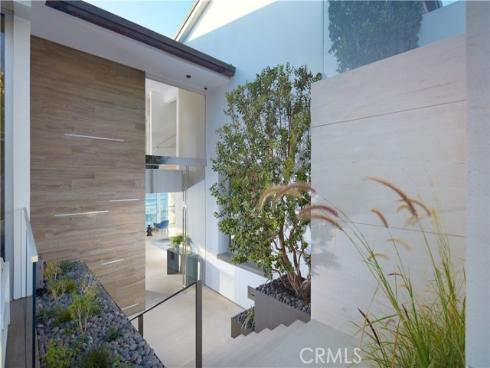 14 Lagunita Drive, Laguna Beach, CA