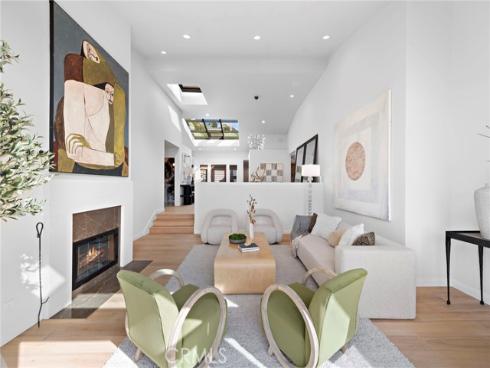 2335 Hillview Drive , Laguna Beach, CA