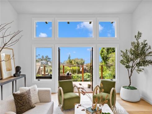 2335 Hillview Drive , Laguna Beach, CA