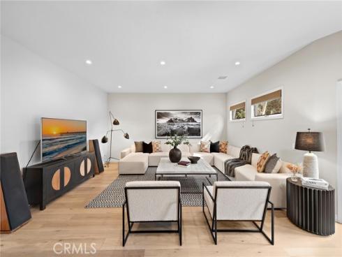 2335 Hillview Drive , Laguna Beach, CA