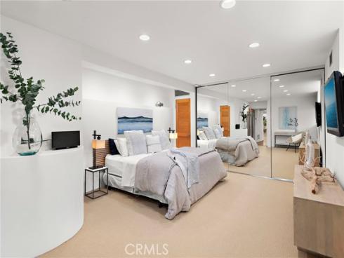 420 Alta Vista Way, Laguna Beach, CA