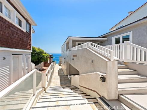 1051  Gaviota   Drive, Laguna Beach, CA