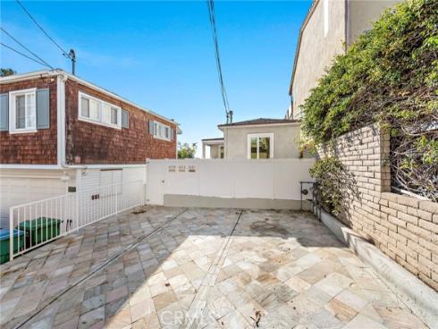 1051  Gaviota   Drive, Laguna Beach, CA