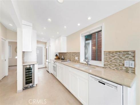 1051  Gaviota   Drive, Laguna Beach, CA