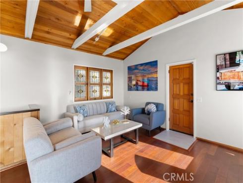 31955 10th Avenue, Laguna Beach, CA